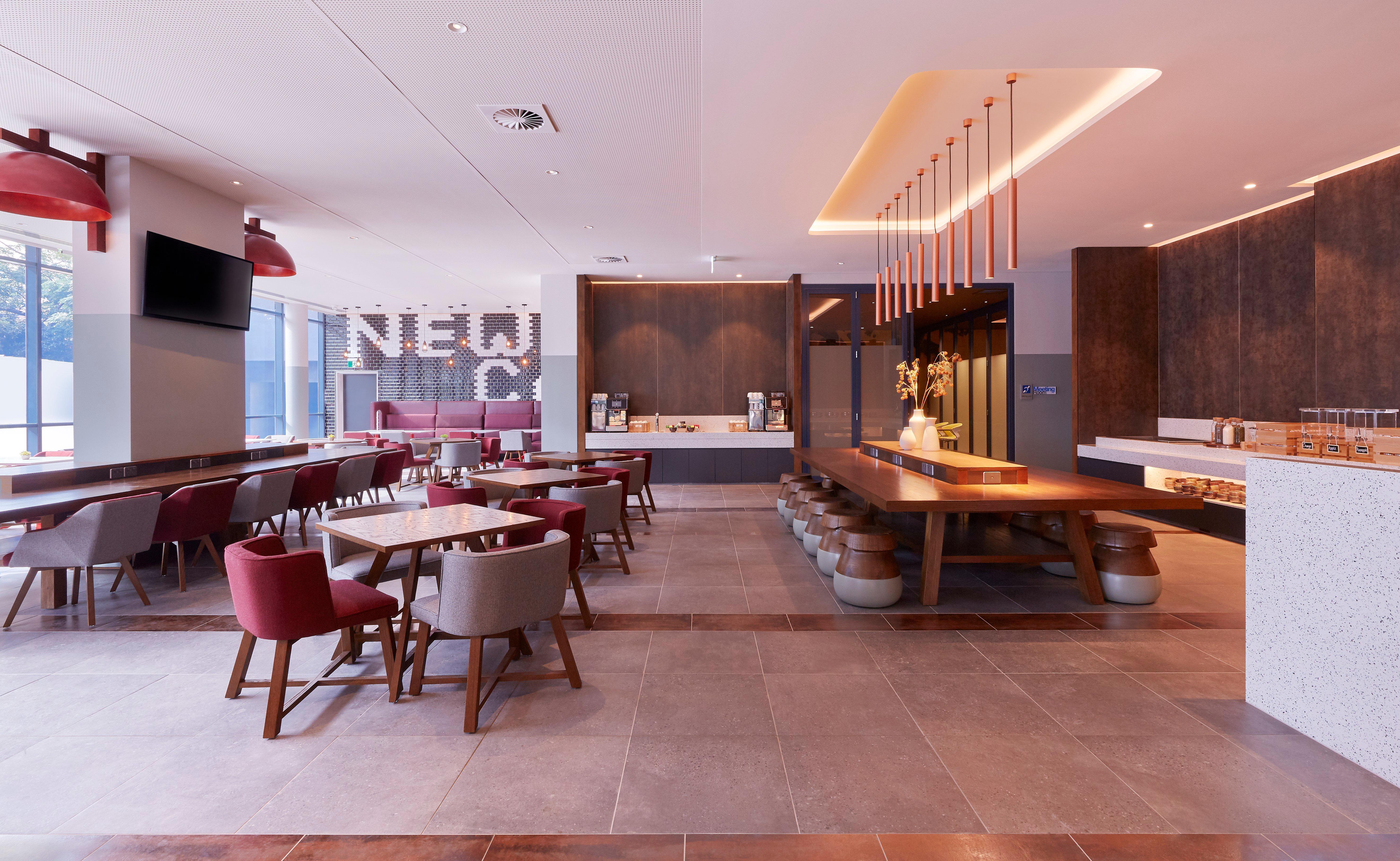 Holiday Inn Express Newcastle By Ihg מראה חיצוני תמונה